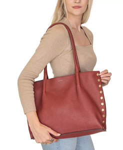 Oliver Medium Zip Tote in Pomodoro Red Gold Hammered