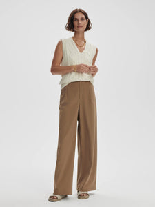 Kay Cable Knit Vest in Snow White