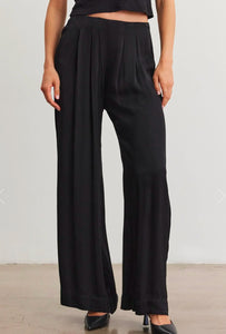 Rhetta Satin Pant in Black