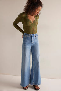 All Day Lace Long Sleeve Terrarium