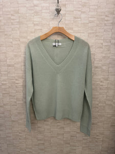 Cashmere Featherweight Neck Mint Green