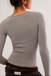 Clean Slate Seamless Layering Top in Heather Grey