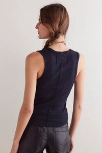 Neria Vneck Tank in Black