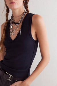 Neria Vneck Tank in Black